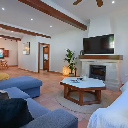Hibiscus Villa *